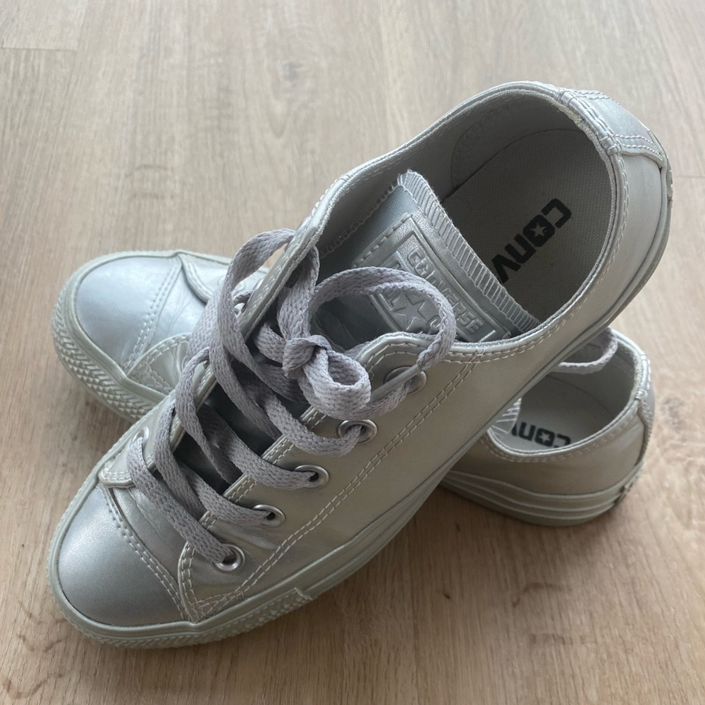 Silver Converse